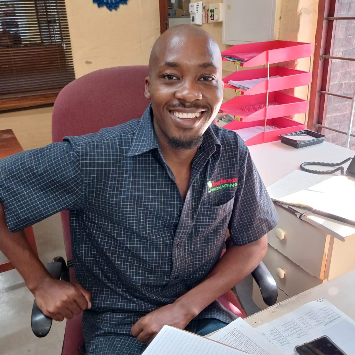 Mzie Dindi - Front Sales